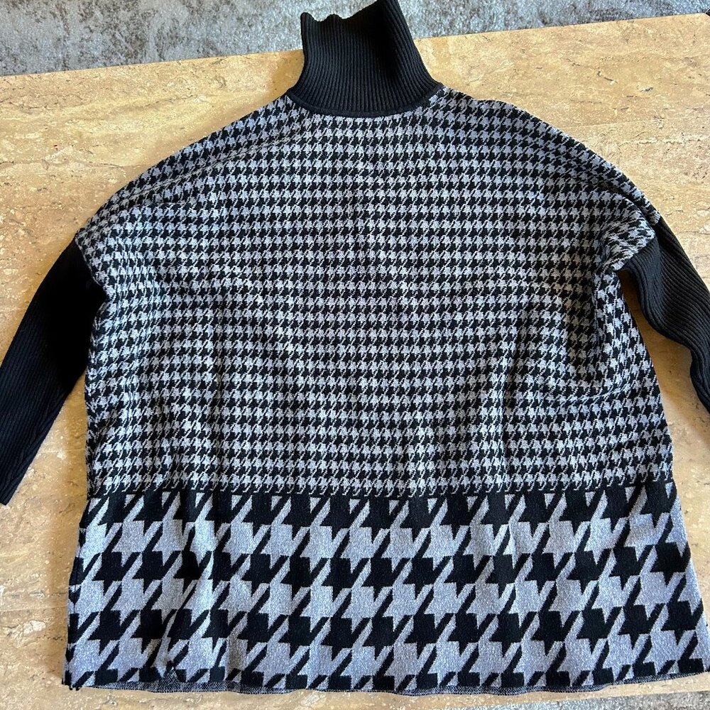 Joseph A turtleneck sweater XS womens gray black